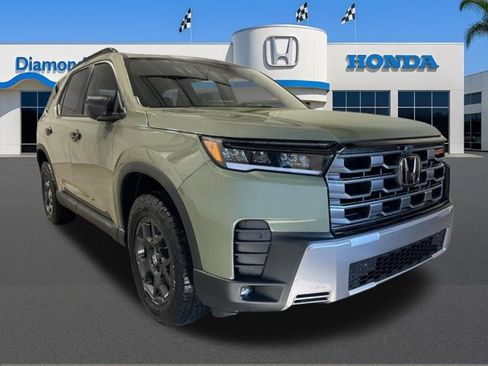 New 2026 Honda Pilot TrailSport image 1