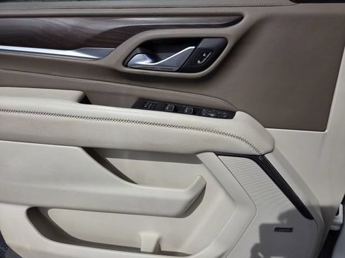 Used 2022 GMC Yukon Denali RWD image 18