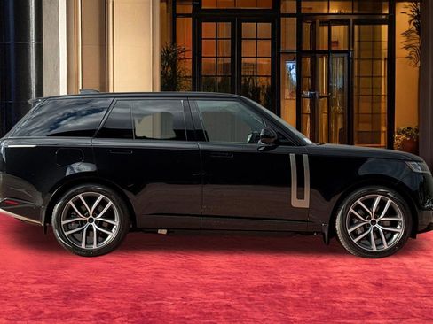 New 2026 Land Rover Range Rover SE AWD/4WD image 6