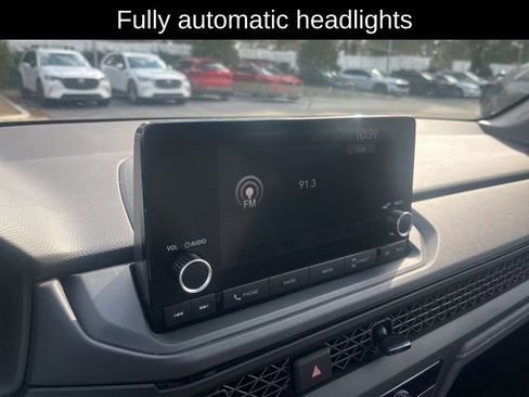 Used 2025 Honda Accord LX image 9