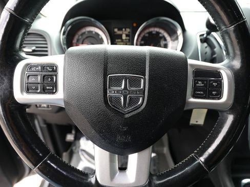 Used 2017 Dodge Grand Caravan GT FWD image 16