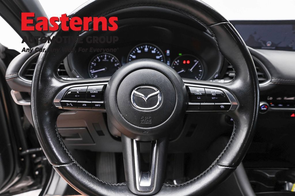 Used 2024 MAZDA MAZDA3 s FWD image 12