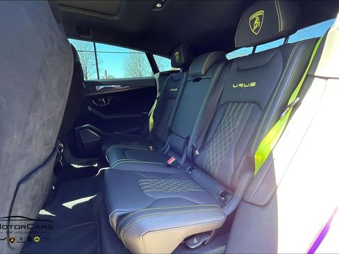Used 2023 Lamborghini Urus Performante image 23
