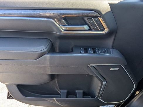 Used 2025 Chevrolet Silverado 2500 LTZ w/ Trail Boss Package image 39