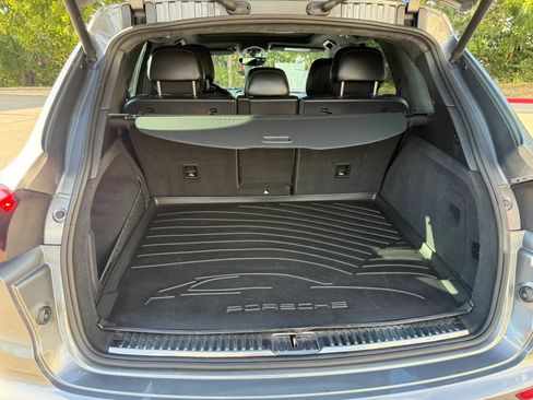 Used 2017 Porsche Cayenne GTS AWD/4WD image 6