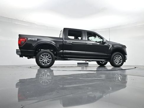 New 2026 Ford F150 XLT w/ Equipment Group 302A MID AWD/4WD image 32