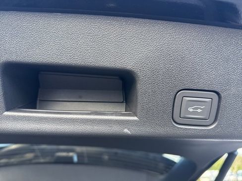 New 2026 GMC Acadia Elevation image 31