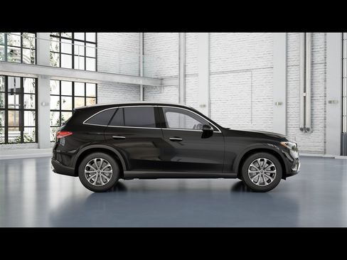 Certified 2026 Mercedes-Benz GLC 300 4MATIC image 11