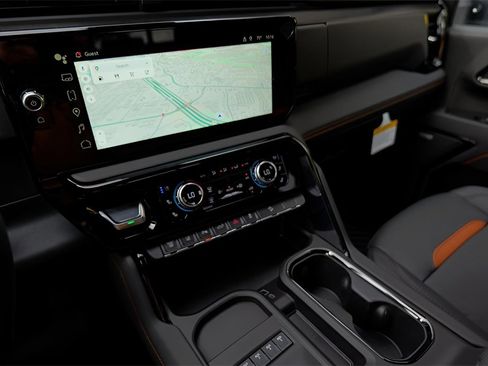 New 2026 GMC Sierra 2500 AT4 w/ AT4 Premium Plus Package image 15