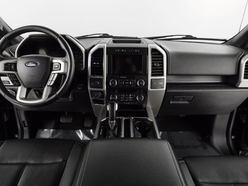Used 2019 Ford F150 Lariat image 12