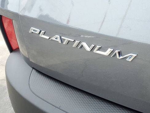 Certified 2025 Ford Escape Platinum image 35