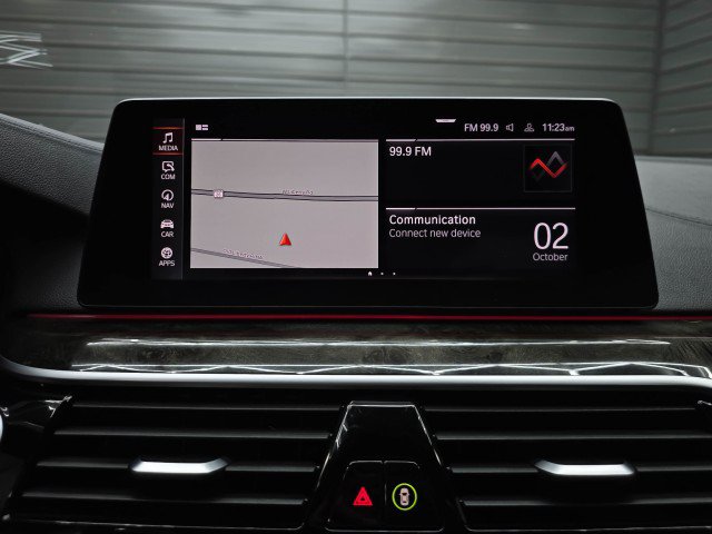 Used 2020 BMW M550i xDrive AWD/4WD image 27