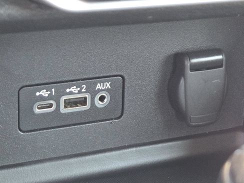 Used 2022 Nissan Sentra SR w/ Midnight Edition FWD image 4
