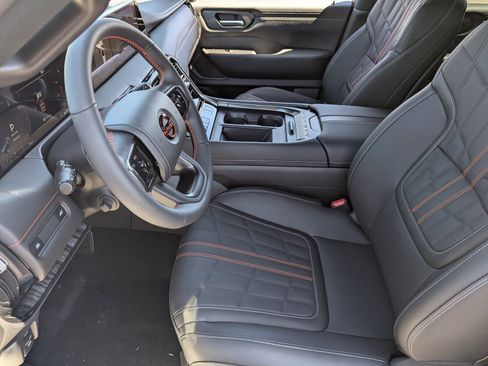 New 2025 Nissan Armada PRO-4X image 13