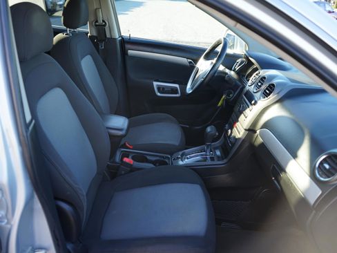 Used 2012 Chevrolet Captiva Sport LS image 23
