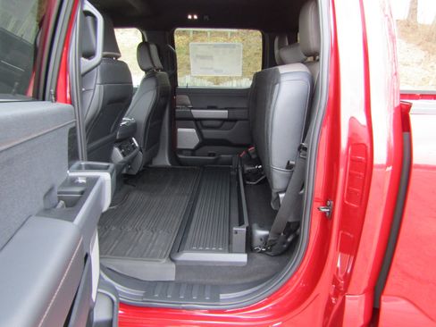 New 2025 Ford F150 Lariat w/ Equipment Group 502A High image 16