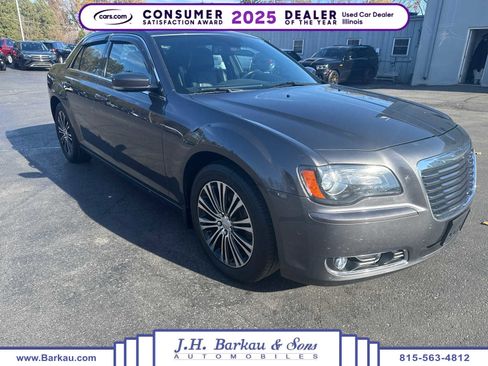 Used 2013 Chrysler 300 S w/ Luxury Group image 1