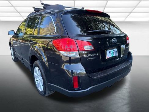 Used 2012 Subaru Outback 2.5i Limited image 3