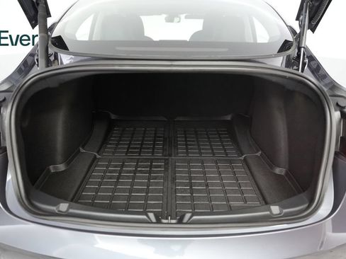 Used 2023 Tesla Model 3 Standard Range RWD image 8