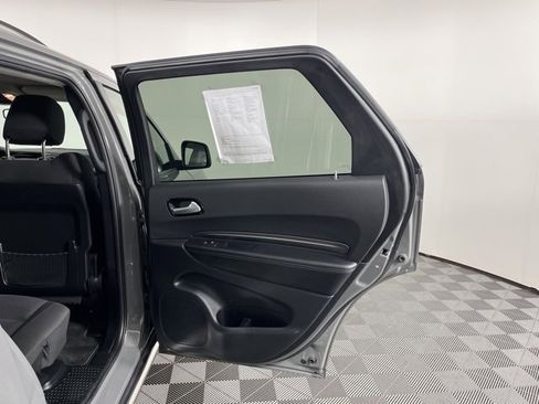 Used 2022 Dodge Durango SXT image 42