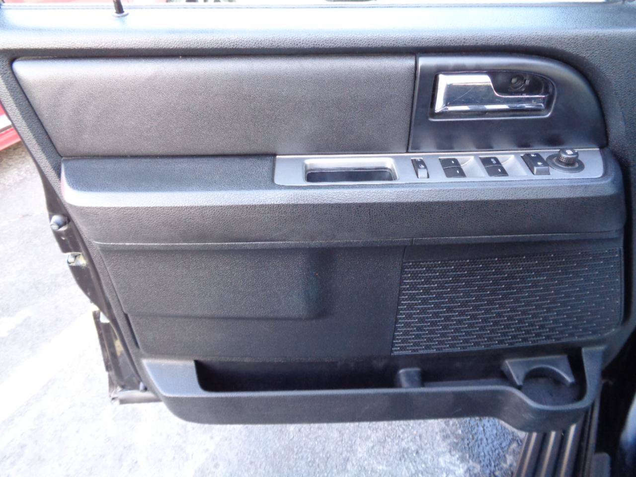 Used 2016 Ford Expedition XL AWD/4WD image 7