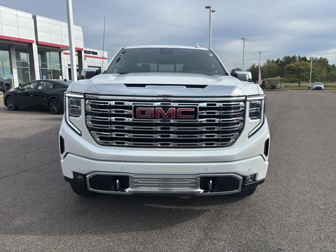 Used 2023 GMC Sierra 1500 Denali w/ Technology Package image 8