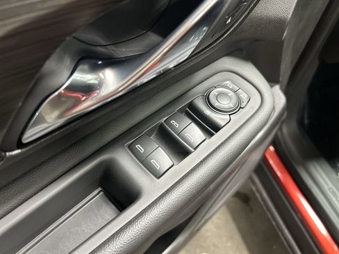 Certified 2024 GMC Terrain SLE w/ Driver Convenience Package AWD/4WD image 25