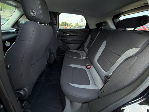 New 2026 Chevrolet TrailBlazer LS w/ LS Convenience Package FWD image 19