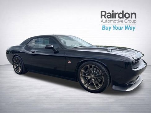 Used 2016 Dodge Challenger R/T Scat Pack w/ Leather Interior Group RWD image 1