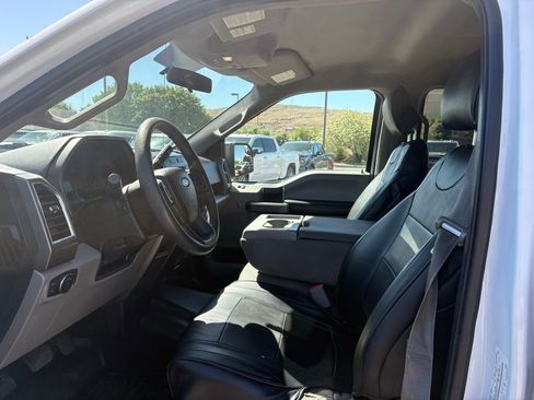 Used 2016 Ford F150 XLT AWD/4WD image 10