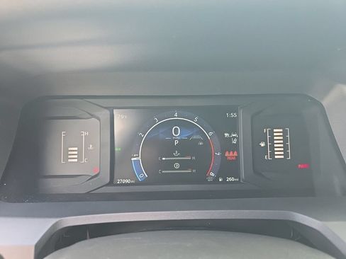 Used 2025 Toyota Tacoma SR5 AWD/4WD image 18