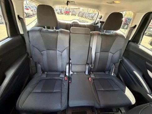 Used 2022 Subaru Ascent Premium AWD/4WD image 17