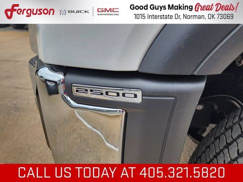 New 2026 GMC Sierra 2500 SLT w/ Max Trailering Package AWD/4WD image 11