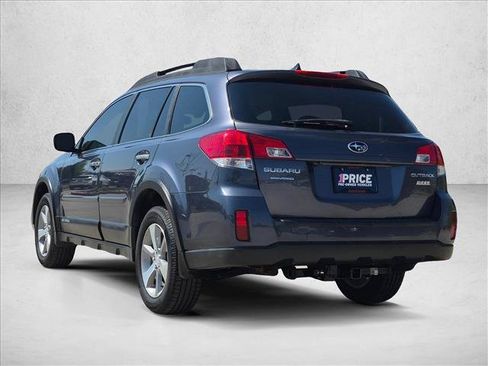 Used 2014 Subaru Outback 2.5i Limited AWD/4WD image 8