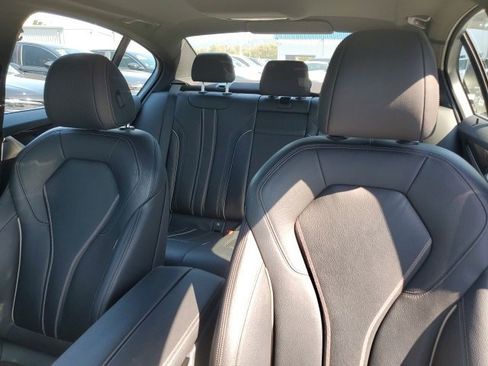 Used 2018 BMW 530e w/ Premium Package 2 image 30