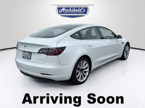 Used 2020 Tesla Model 3 Long Range AWD/4WD image 2