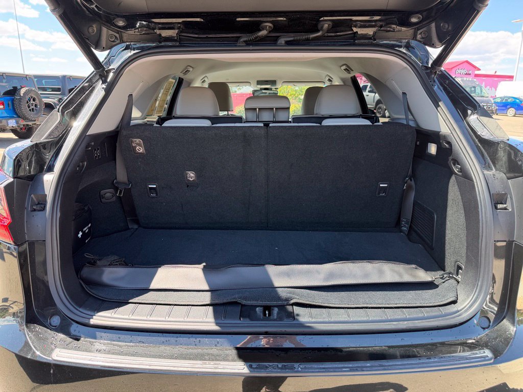 Used 2019 Lexus RX 350L AWD w/ Accessory Package image 22