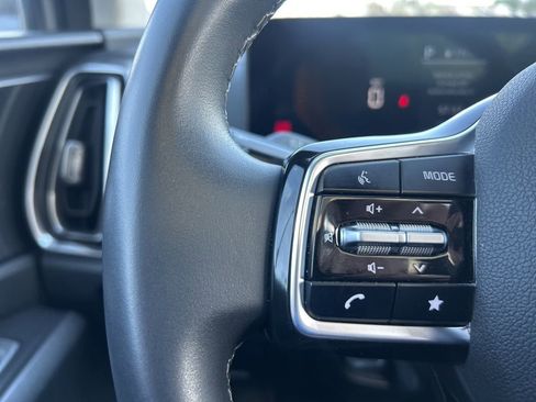 Certified 2024 Kia Sorento S w/ Panoramic Sunroof Package image 15