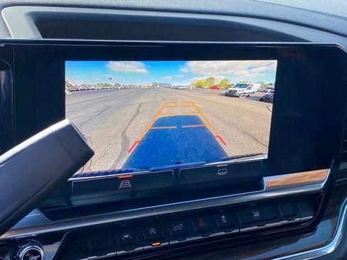 Used 2024 GMC Sierra 1500 Elevation image 11