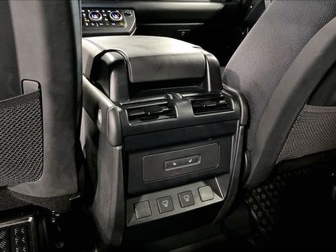 Used 2025 Land Rover Defender 110 Sedona Red Edition image 31