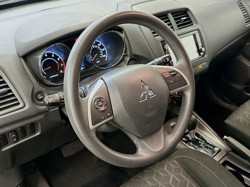 Used 2024 Mitsubishi Outlander Sport ES AWD/4WD image 18