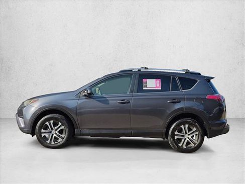 Used 2017 Toyota RAV4 LE w/ All Weather Liner Package AWD/4WD image 8