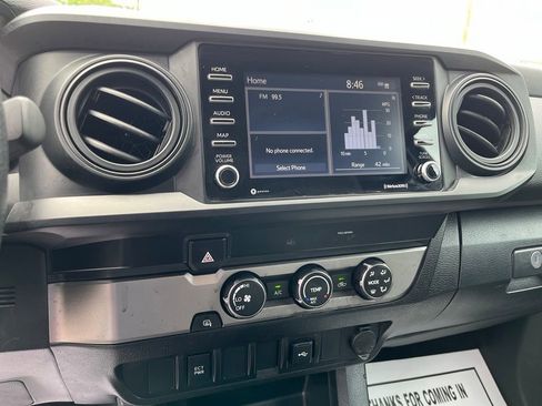 Used 2022 Toyota Tacoma SR w/ SR Convenience Package RWD image 15