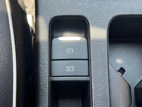Certified 2024 Kia Forte GT-Line FWD image 21
