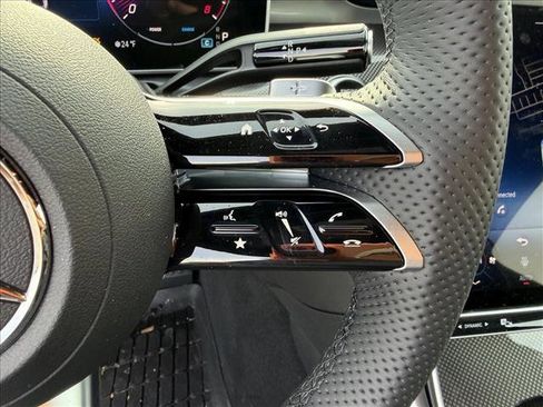 Used 2024 Mercedes-Benz CLE 300 4MATIC Coupe image 16