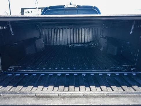 Used 2020 Toyota Tacoma SR5 RWD image 26