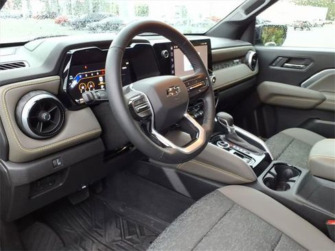 Used 2024 Chevrolet Colorado ZR2 w/ Technology Package image 13