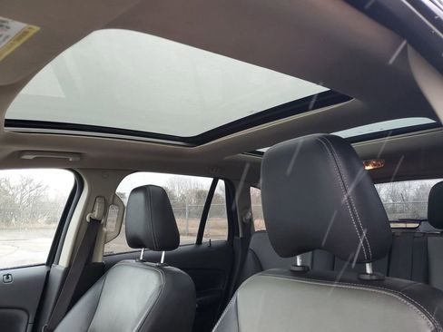 Used 2011 Ford Edge Sport w/ Canadian Touring Pkg image 6