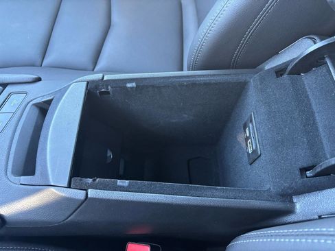 Used 2020 Cadillac XT5 Luxury image 28