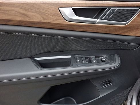 New 2026 Volkswagen Atlas SE image 8